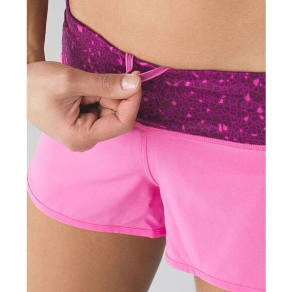 LULULEMON ATHLETICA Speed Short '4 Way Stretch 2.5' Size 4 - Picture 5 of 8